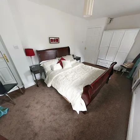 Riverview Luxury Short Апартаменты