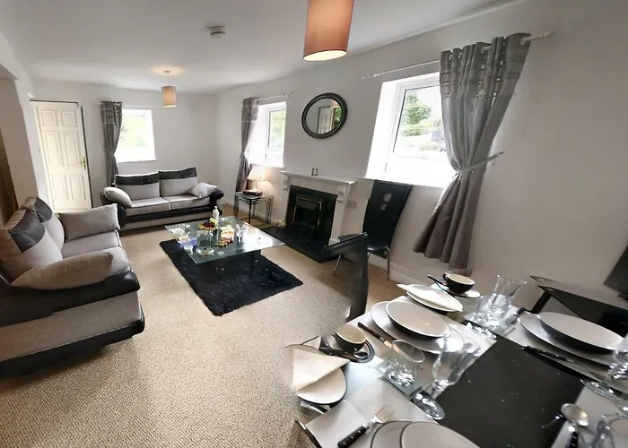 Riverview Luxury Short *