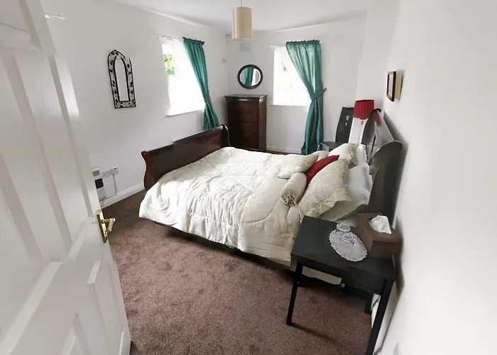 Riverview Luxury Short *