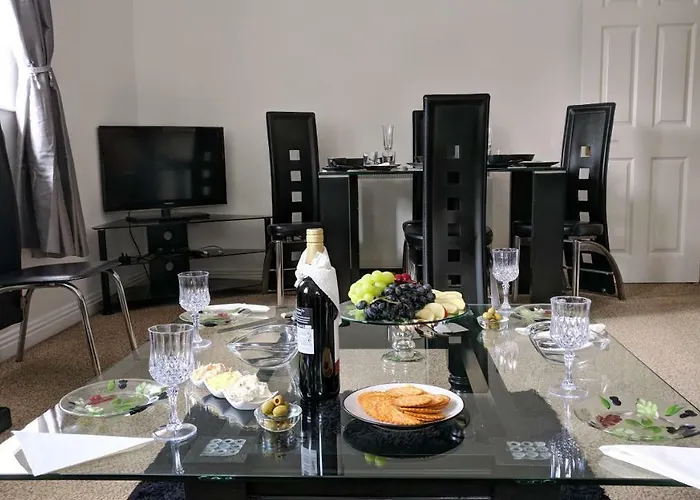 Riverview Luxury Short *